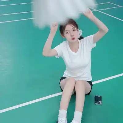 邹怡美